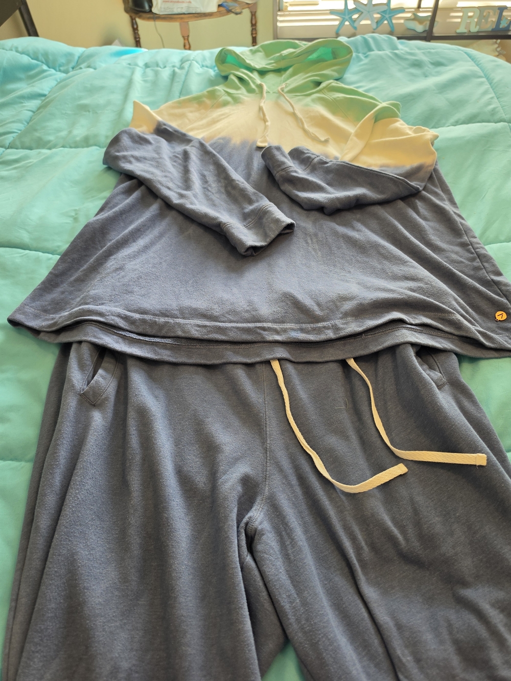 Women's Blue Ombre Hooded Jogger Set